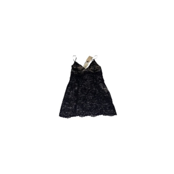 🆕 Aritzia Wilfred Black Lace Camisole - Women’s Size Small - Picture 1 of 7